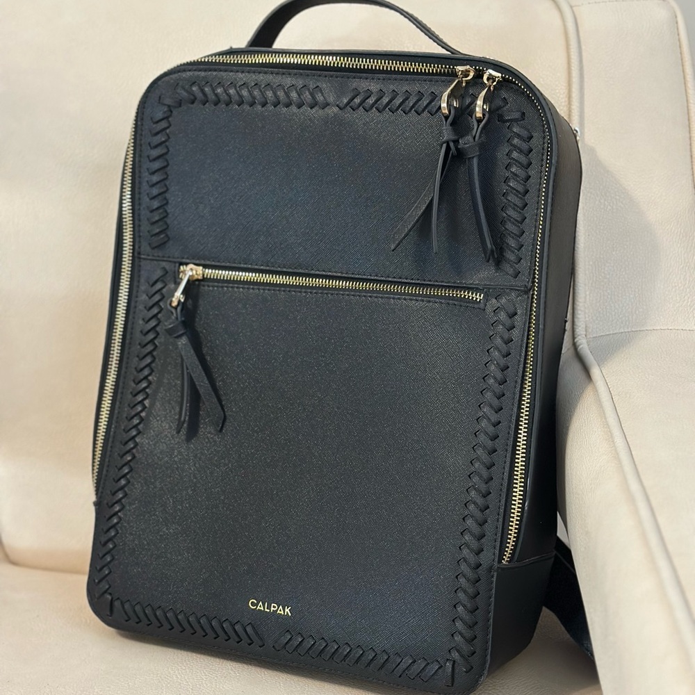 Kaya 15 inch Laptop Backpack in Black